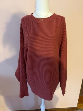 Women's Ribbed Crewneck Sweater in Dusty Rose